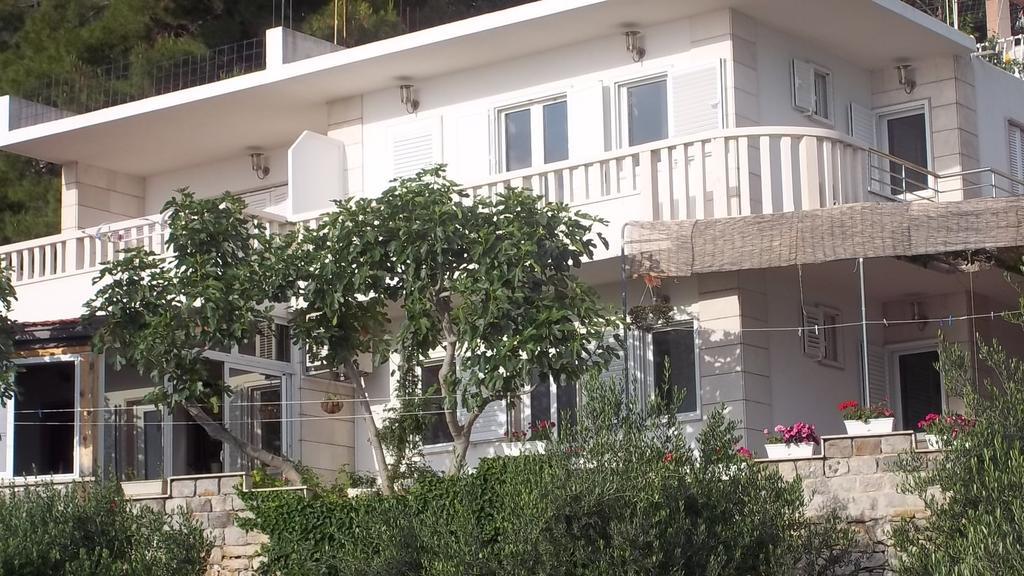Apartments Kalajzic Omiš Exterior foto